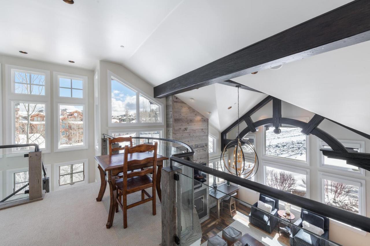 Deer Valley Luxury Home, Outdoor Seating, Hot Tub パークシティ エクステリア 写真