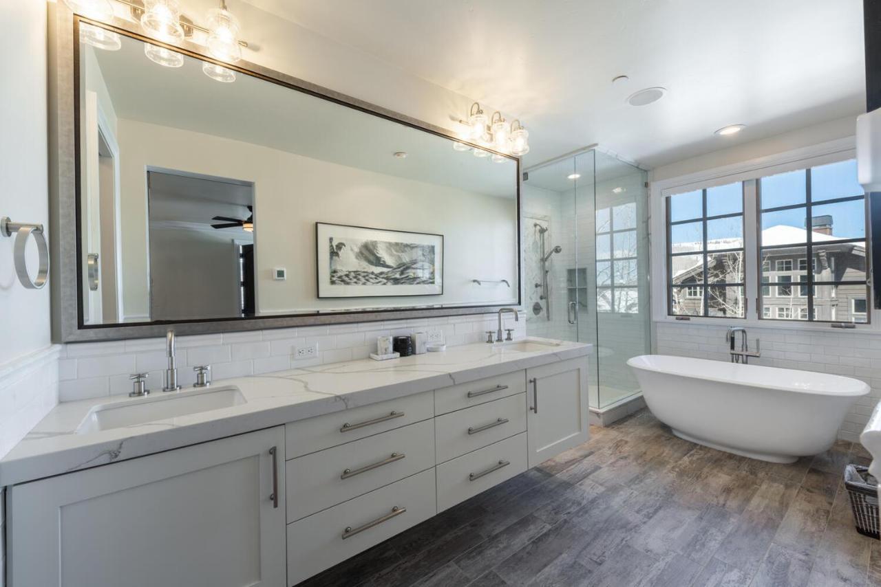 Deer Valley Luxury Home, Outdoor Seating, Hot Tub パークシティ エクステリア 写真