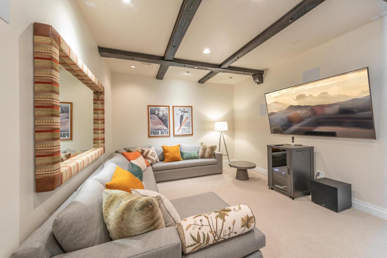 Deer Valley Luxury Home, Outdoor Seating, Hot Tub パークシティ エクステリア 写真